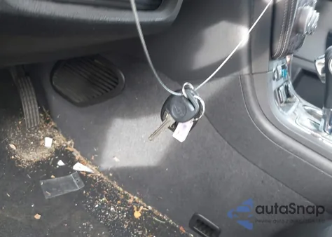 2015 Chevrolet Traverse 1Lt z USA, uszkodzony, nr VIN 1GNKRGKD1FJ248713